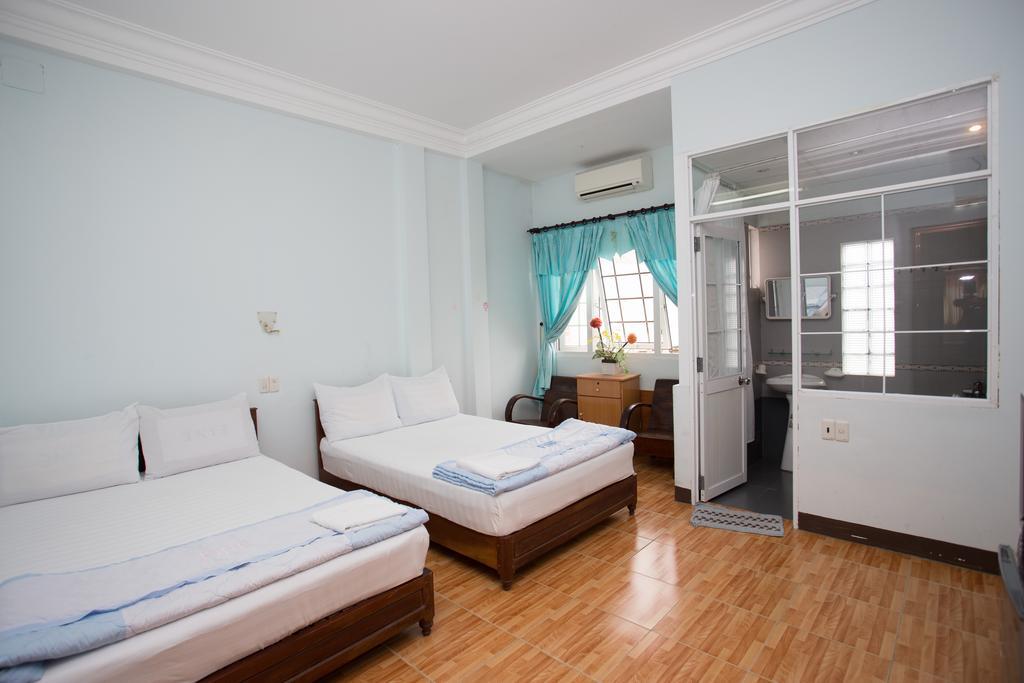 Sunny Fine Guesthouse Hue Buitenkant foto
